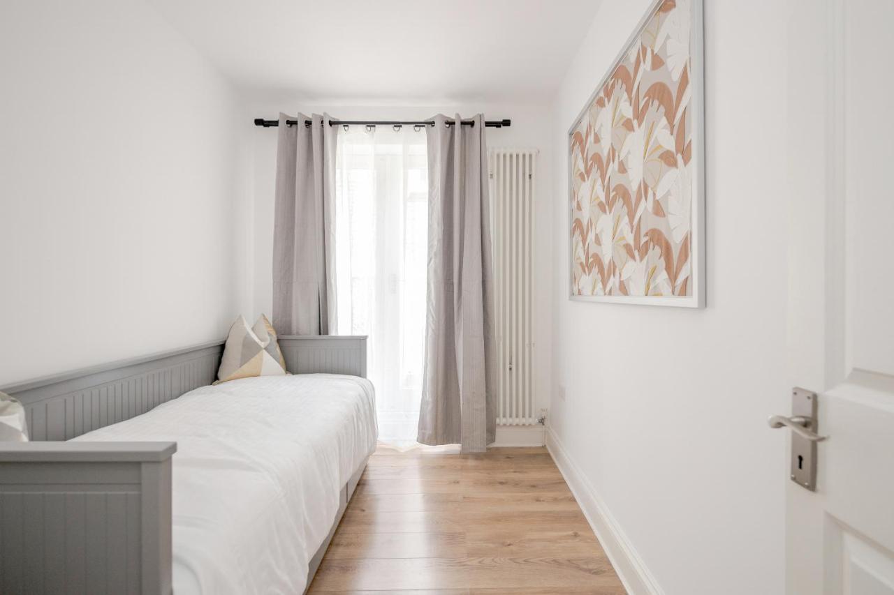 Appartamento Elegant 3bed In Kensington Olympia Londra