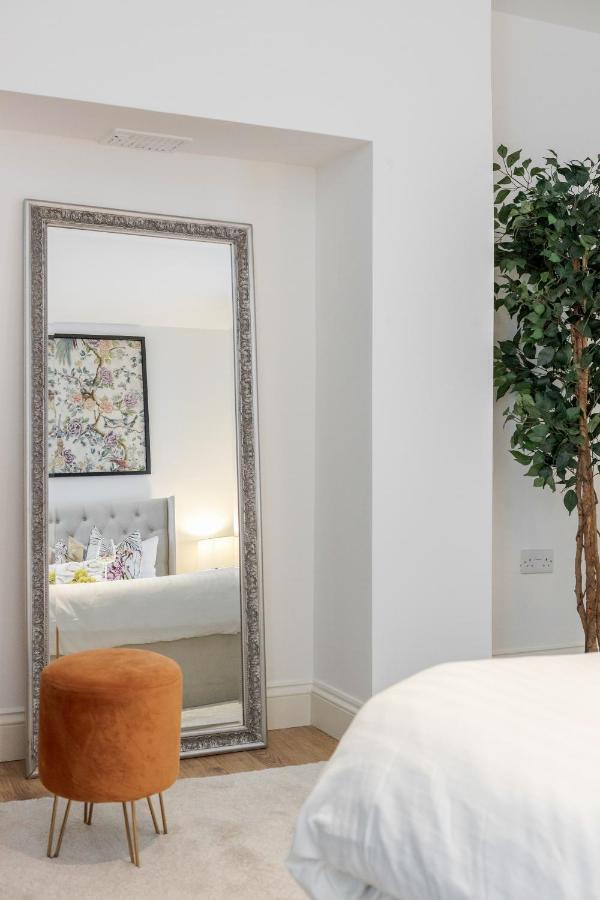 Elegant 3bed In Kensington Olympia Appartamento