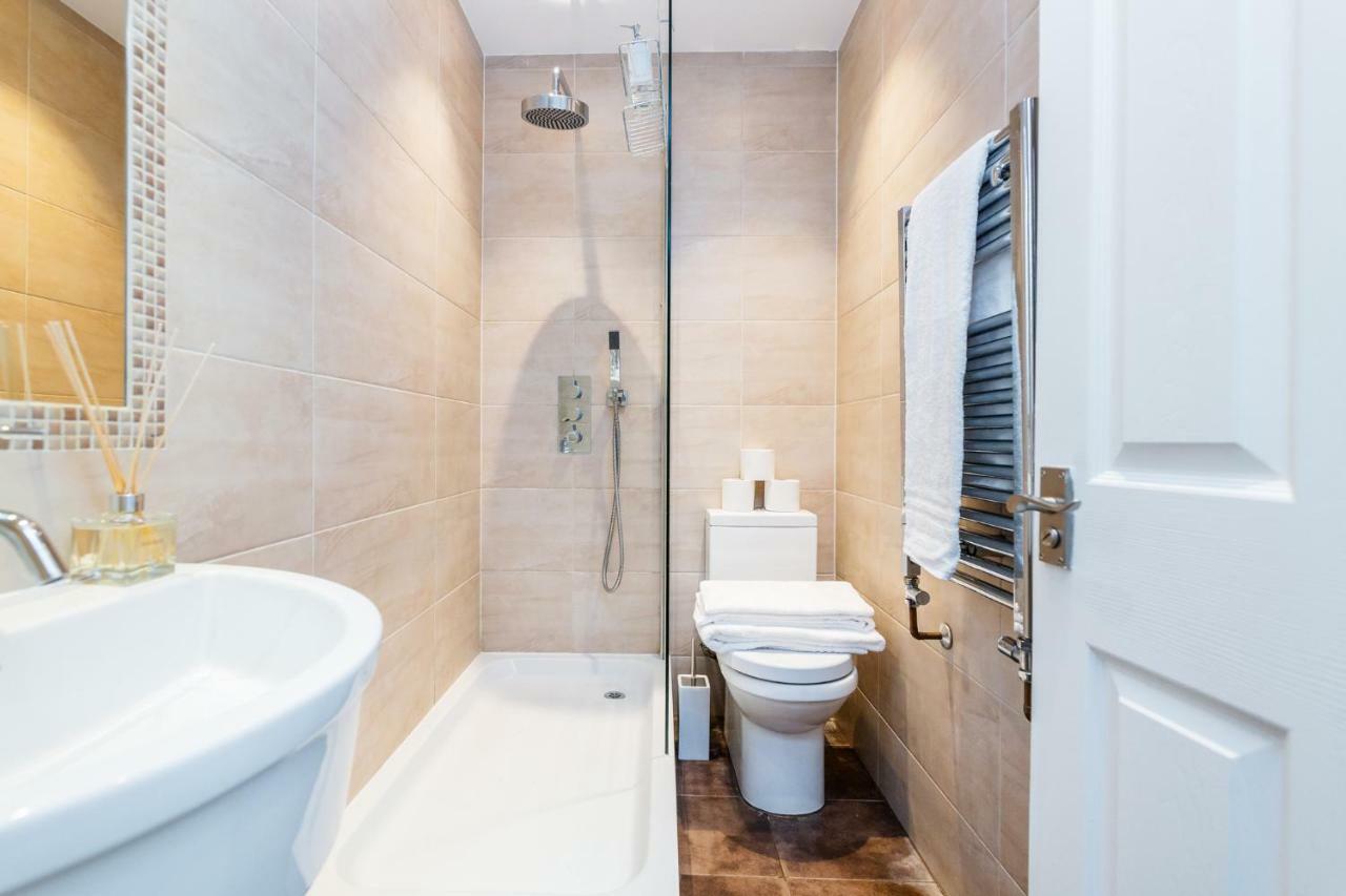 Elegant 3bed In Kensington Olympia * Londra